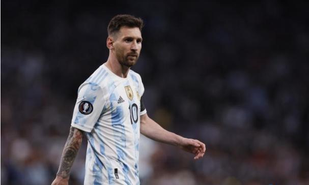 上海一男子报警称发现“